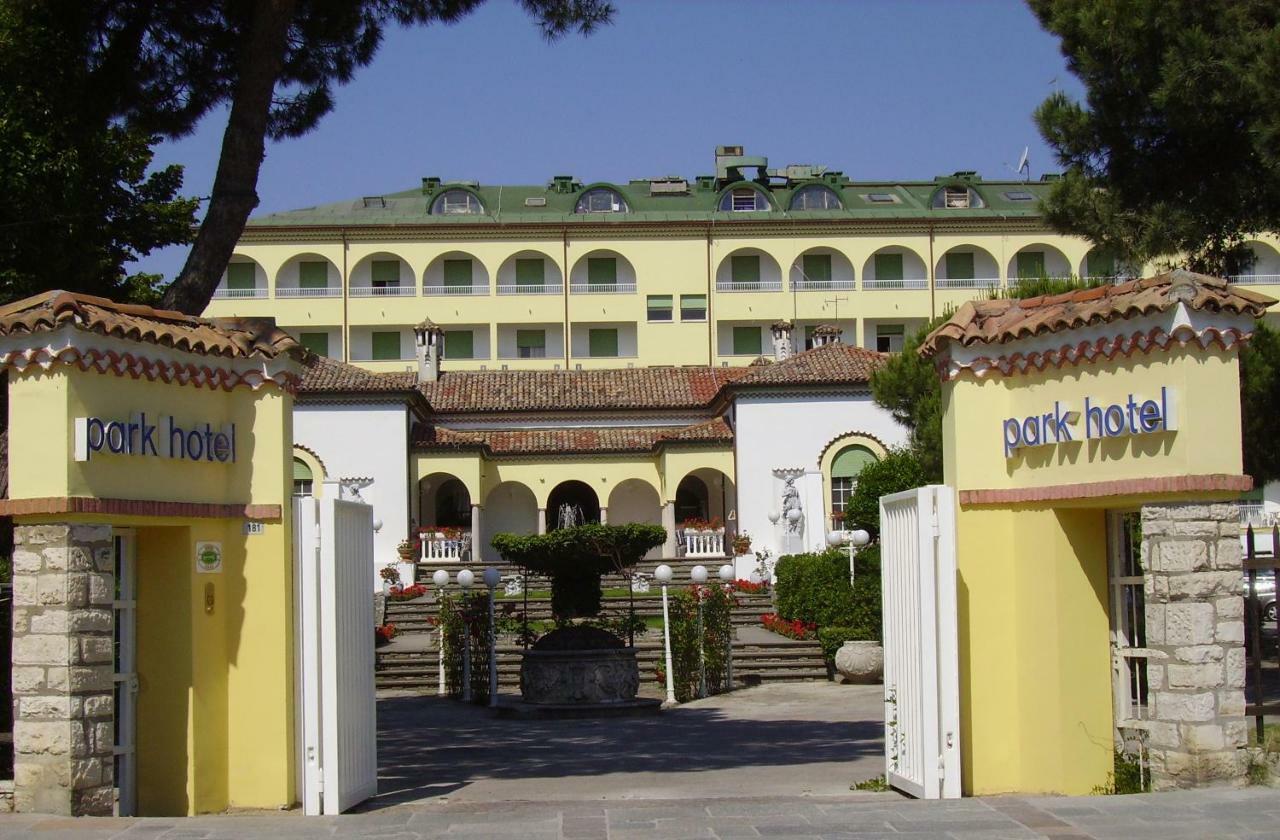 Park Hotel Ravenna Marina di Ravenna Exteriör bild